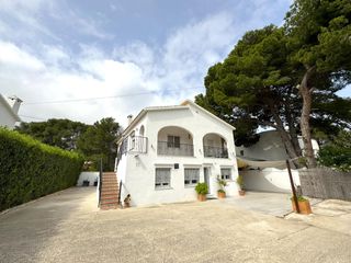 Xalet a Las Rotas / Les Rotes. Chalet exclusivo en las rotas, denia  tu paraíso a solo 700m del