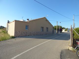 House in Poblets (els). Se vende casa en els poblets en un lugar tranquilo