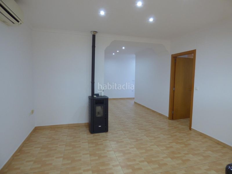 Foto 74d27321-0edf-43b7-9b00-ecbaa734a6b8. Casa a Poblets (els)