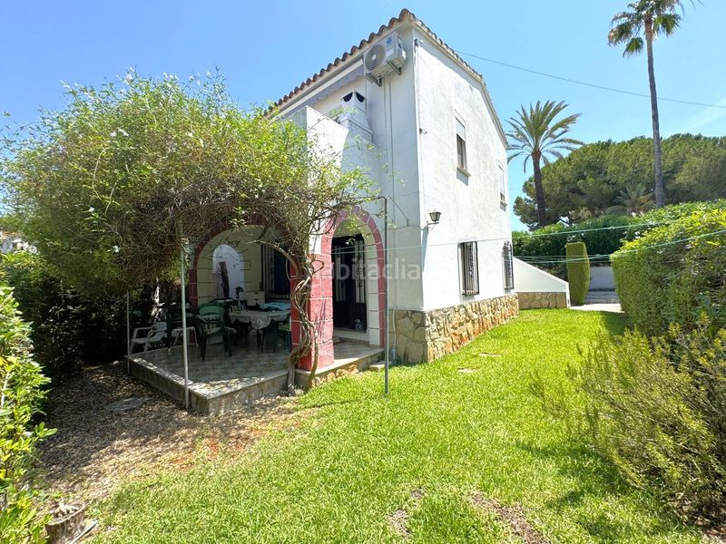 Foto 53214ed8-e713-436b-80d2-f31769d4e7f0. Casa adossada amb piscina a El Montgó Dénia