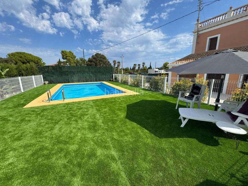 Foto 07d77742-0f5c-48da-a8f0-693cbad1d6bc. Alquiler chalet alquiler anual de villa señorial con gran parcela, piscina y jardines en Ondara