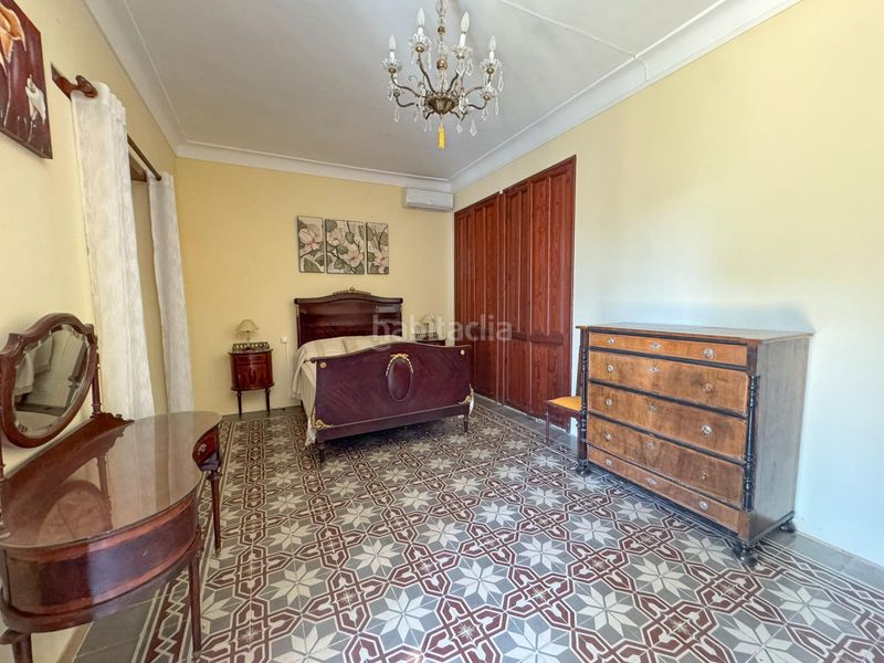 Foto 7dba6ce9-1d01-4484-a2dd-3b599db0f2e7. Alquiler chalet alquiler anual de villa señorial con gran parcela, piscina y jardines en Ondara