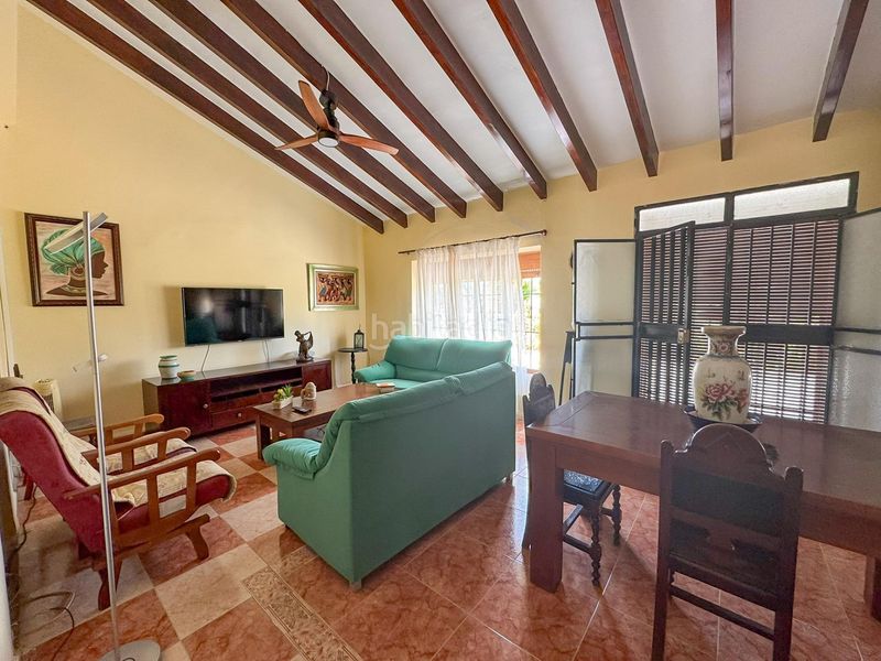 Foto 7e0d817b-3136-45fe-be7d-e597040e30a7. Alquiler chalet alquiler anual de villa señorial con gran parcela, piscina y jardines en Ondara