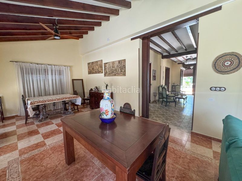 Foto d61604bc-232a-406a-a88e-762b5edc87ff. Alquiler chalet alquiler anual de villa señorial con gran parcela, piscina y jardines en Ondara