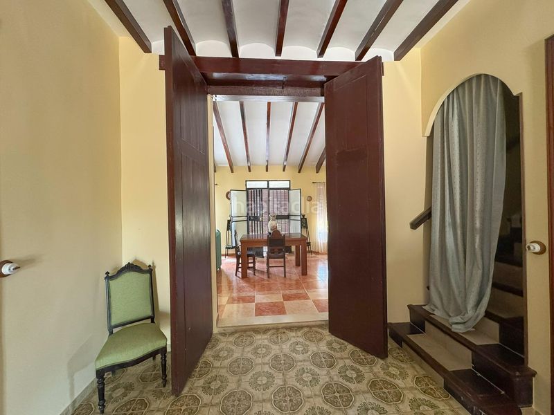 Foto f7f26481-fff5-41a0-bcc8-67d02f04a986. Alquiler chalet alquiler anual de villa señorial con gran parcela, piscina y jardines en Ondara