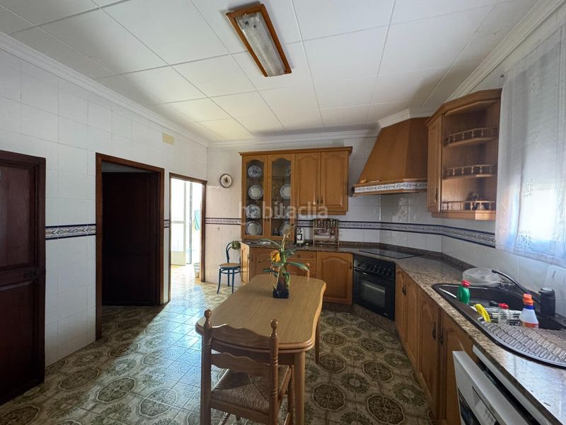 Foto ffa5dc21-854e-44db-8314-038637eb6b85. Alquiler chalet alquiler anual de villa señorial con gran parcela, piscina y jardines en Ondara