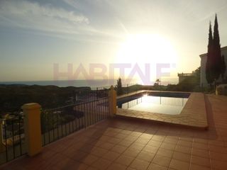 Chalet en Poble Nou de Benitatxell (el). Precioso chalet con vista espectacular en la cumbre del sol
