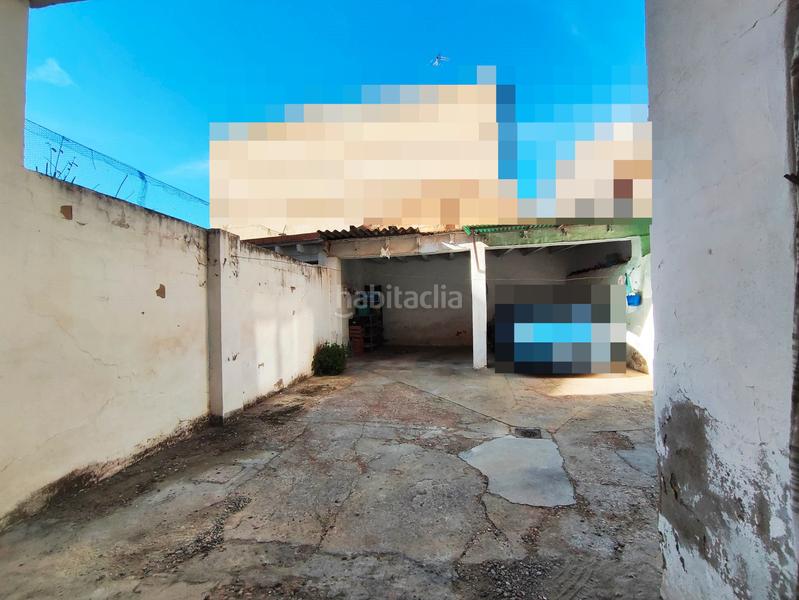 Foto 8e252530-3c01-4747-9e58-7b9dd0addad5. Casa  de pueblo en dos alturas con patio en Picassent