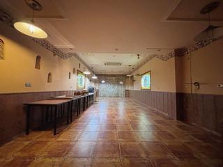 Lloguer Local Comercial a Avinguda de l'om 1. Alquiler restaurante - cafetería