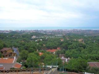 Terreny residencial en Montorns-Las Palmas-El Refugio. Solar urbano en montorns, 960m2, con vistas espectaculares. 20m