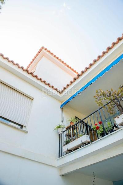 Foto bca46a42-7f5f-47e9-835c-606cd308130c. Casa amb aparcament piscina a Pueblo Benicasim / Benicàssim