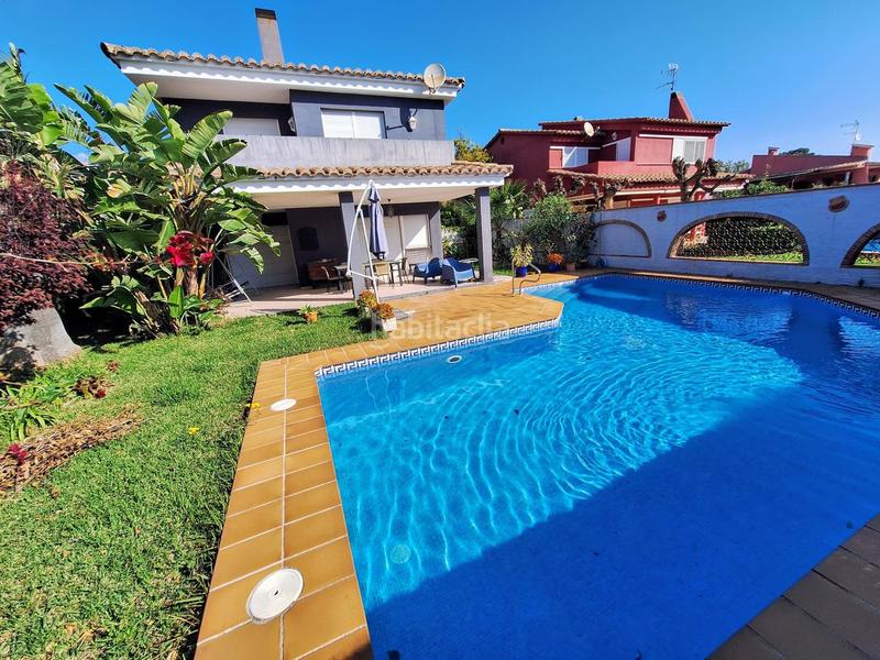Foto 51afc90d-ea26-447b-aa60-56283c199a1a. Casa villa en venta en zona Heliópolis en Heliópolis Benicasim / Benicàssim