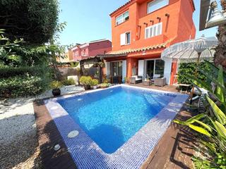 Casa en Helipolis. Chalet en venta en zona helipolis