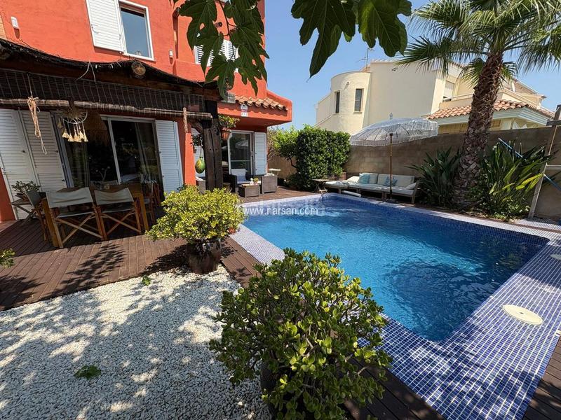 Foto 492409f5-c1cc-479d-8b0a-932c9aea213d. Casa chalet en venta en zona Heliópolis en Heliópolis Benicasim / Benicàssim