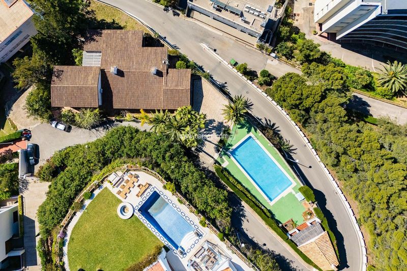 Foto 42fe133f-adcb-4df2-8c31-f0389dcbe661. Casa amb calefacció aparcament piscina a La Renegà-Torre Bellver-Les Platgetes Oropesa del Mar