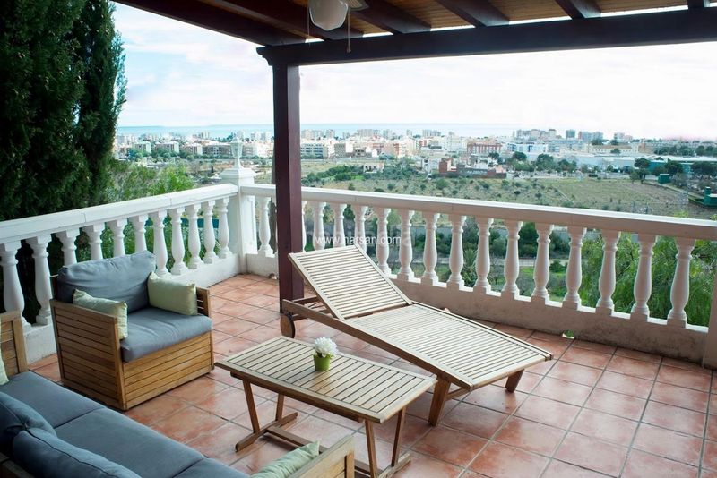 Foto 65a6fa29-29bd-4a77-bee8-e2b2002ac2d4. Casa amb calefacció piscina a Pueblo Benicasim / Benicàssim