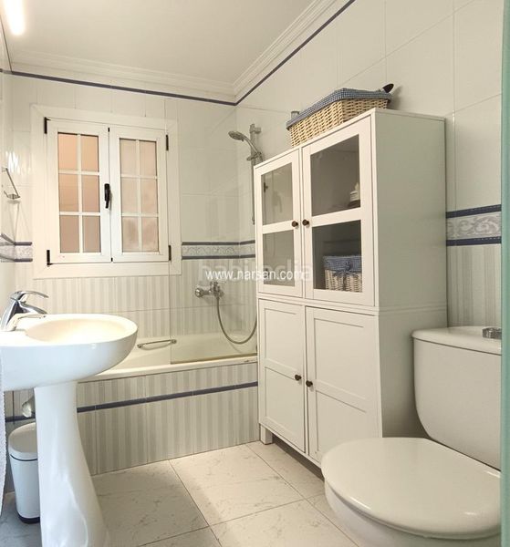 Foto f3dcf870-4bd7-4146-8298-2c3e06dffd3a. Casa amb calefacció piscina a Pueblo Benicasim / Benicàssim