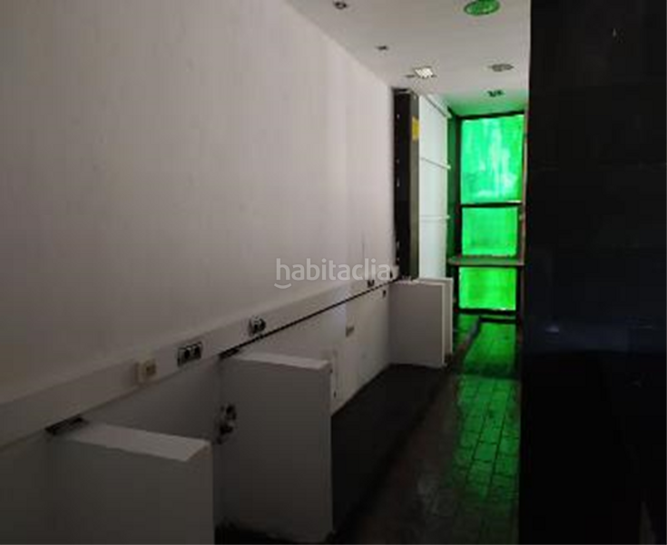 Foto c60f94d1-0a1e-4e18-aeea-69f83024c675. Business premise in Avenida Juan Diego Bormujos