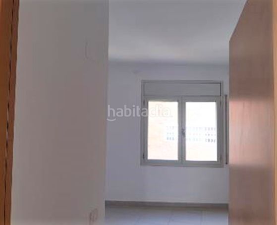 Foto 3a2fe4f4-44ea-4de1-a0a6-9b3e3ac02681. Pis amb aparcament a Creu de Barberà Sabadell
