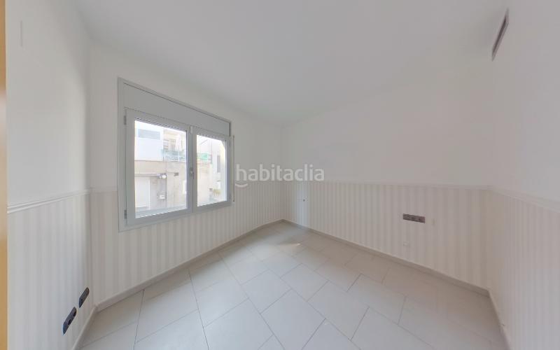 Foto 43d90f83-23ec-462f-9416-925ba00d72df. Appartamento con parcheggio in Creu de Barberà Sabadell