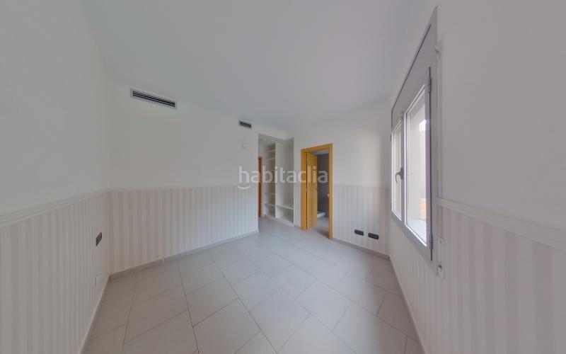 Foto 7e5bb3bd-fa66-4bb6-8048-b1e119073273. Appartamento con parcheggio in Creu de Barberà Sabadell