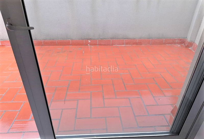 Foto 2a88d131-5fe8-429f-9665-18da3d65065c. Pis amb aparcament a Creu de Barberà Sabadell