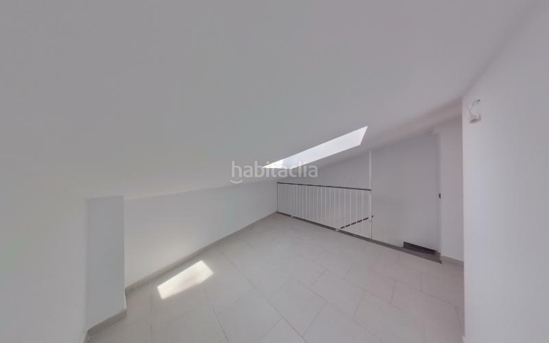 Foto 8d29f241-1ada-4cd4-a5d9-cdb841df587b. Pis amb aparcament a Creu de Barberà Sabadell