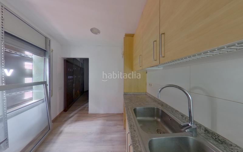 Foto 251799e3-9ade-4cb5-912a-ab0e65b81422. Piso en Creu de Barberà Sabadell