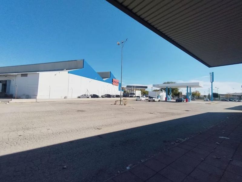 Foto 03fe8d3e-5924-4ce4-b13a-19ad46264e2a. Local comercial a Valdepeñas