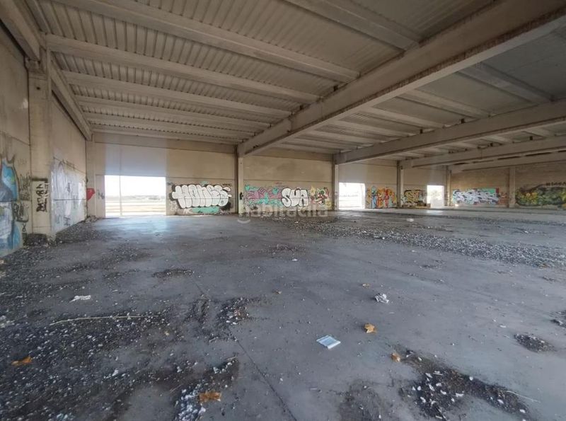 Foto 6f95429a-38e9-4d69-afdb-927be3a57980. Local comercial a Valdepeñas