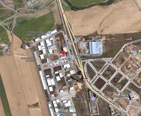 Parking coche en Salteras