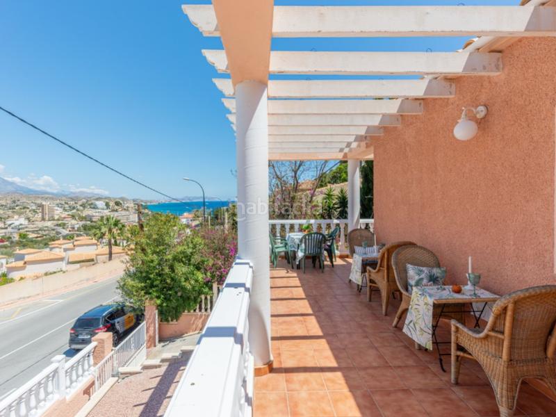 Foto 042c2cf1-a709-4d4f-8b23-a1bc7a2e1624. Casa a c. d'oriola 70 a Pueblo Acantilado-Lanuza Campello (el)