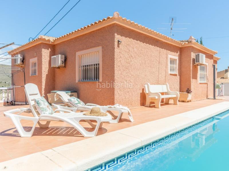 Foto 60369aab-6a20-423b-ab16-892a2b55d447. Casa a c. d'oriola 70 a Pueblo Acantilado-Lanuza Campello (el)