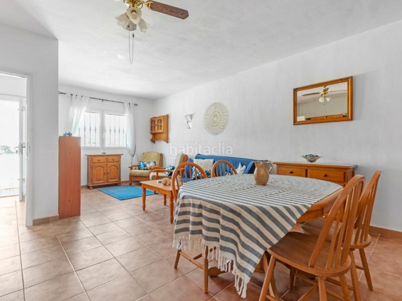 Foto c1504a6d-f1e9-4d4e-9126-74683c876a67. Casa a c. d'oriola 70 a Pueblo Acantilado-Lanuza Campello (el)