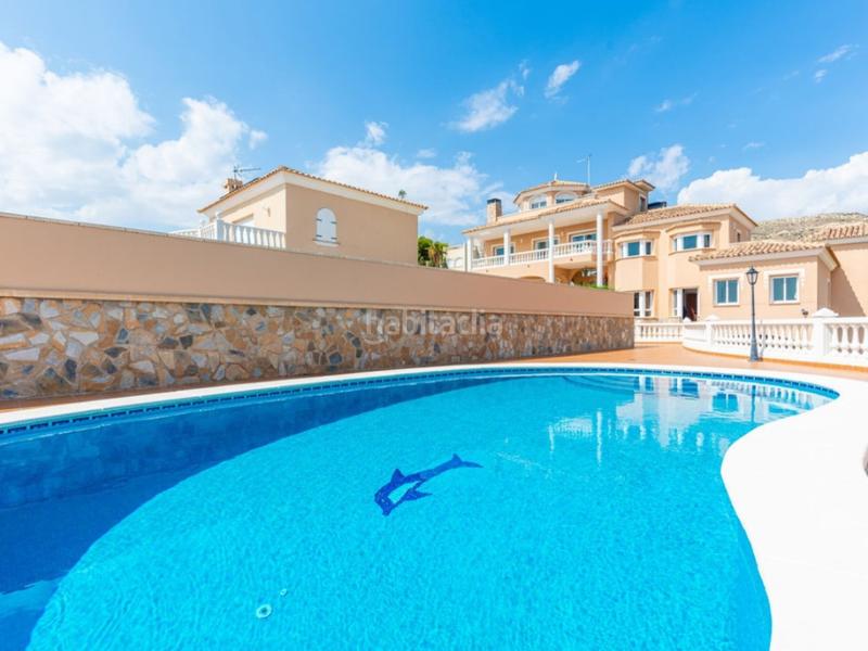 Foto a5c2c78b-c9db-4586-a9c5-0c9fdb1ef264. Casa en calle de italia 3 villa venta el campello en Campello (el)