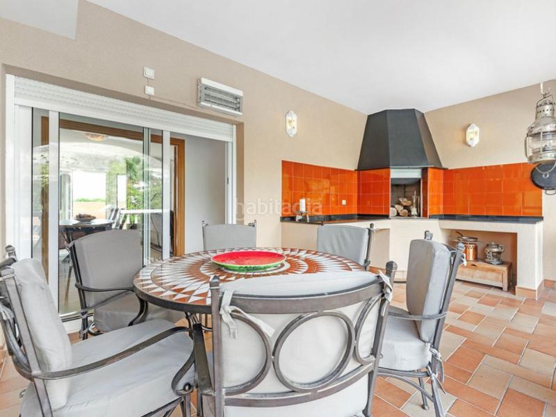 Foto cbc67330-2f02-4365-a88f-f03201ea56e2. Casa en calle de italia 3 villa venta el campello en Campello (el)