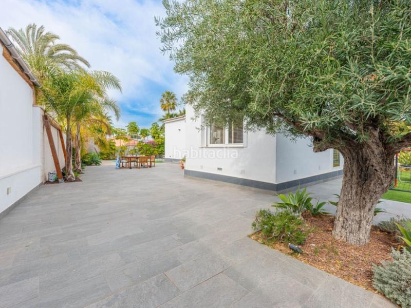 Foto 1366fa50-907d-4d25-b33e-39c51233cdbb. Casa in carrer beniarbeig in Playa Muchavista Campello (el)