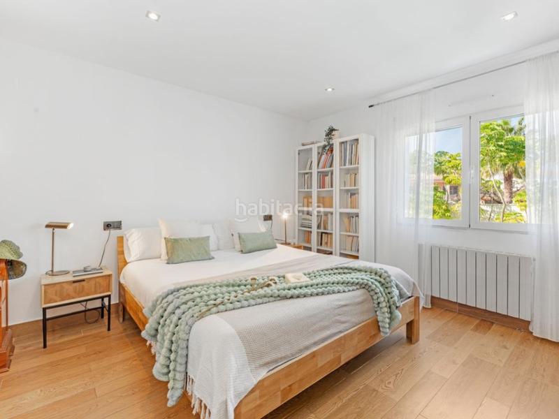 Foto 5b29b8e3-ba6b-4ba1-8a78-ef70dcd5df6b. Casa in carrer beniarbeig in Playa Muchavista Campello (el)