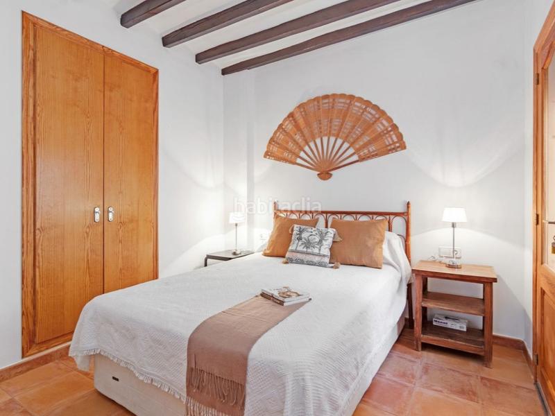 Foto 7bb5389d-205d-449b-866e-4004100f2db0. Casa adossada a calle verge del miracle 69 a Relleu