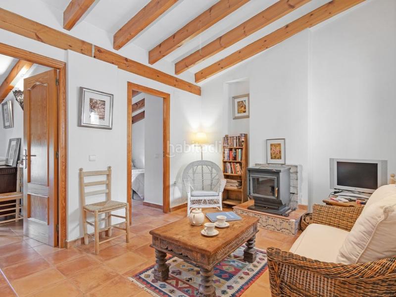 Foto c0d2ed75-68d6-4be2-870e-b45cbeeafce7. Casa adossada a calle verge del miracle 69 a Relleu