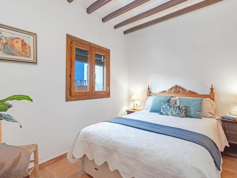 Foto d985ff72-3bee-4028-8a4f-bd04d1ee55f3. Casa adossada a calle verge del miracle 69 a Relleu