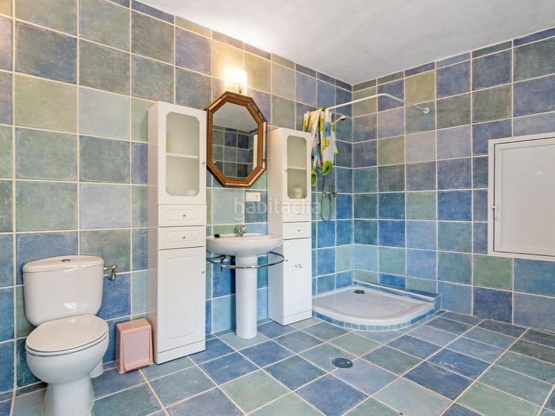 Foto 0547bf0f-5388-41ef-88d9-ff561d0d19b0. Casa amb piscina a Pueblo Acantilado-Lanuza Campello (el)