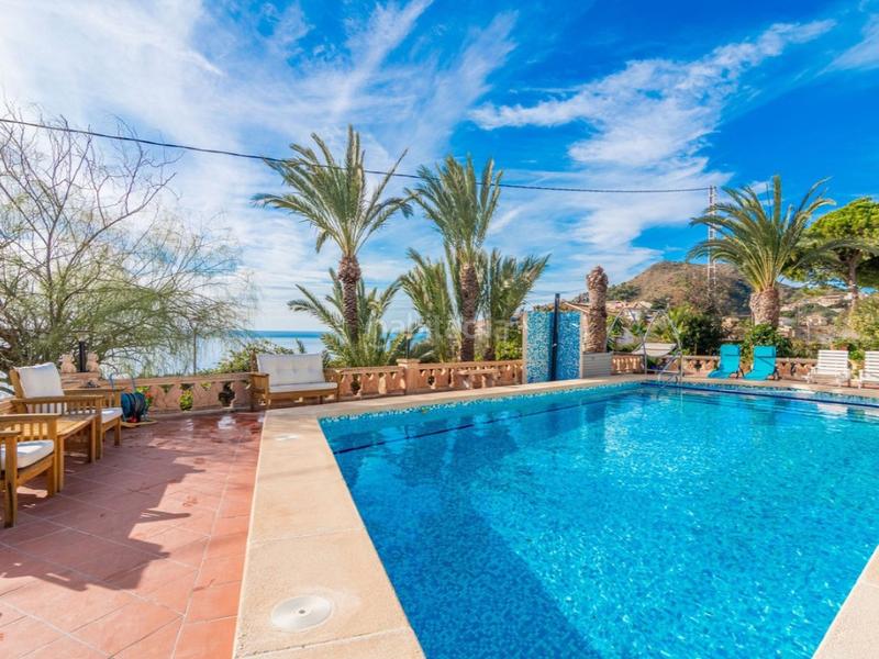 Foto 30f18073-2d5a-4087-bafd-c96035fc7c6f. Casa amb piscina a Pueblo Acantilado-Lanuza Campello (el)