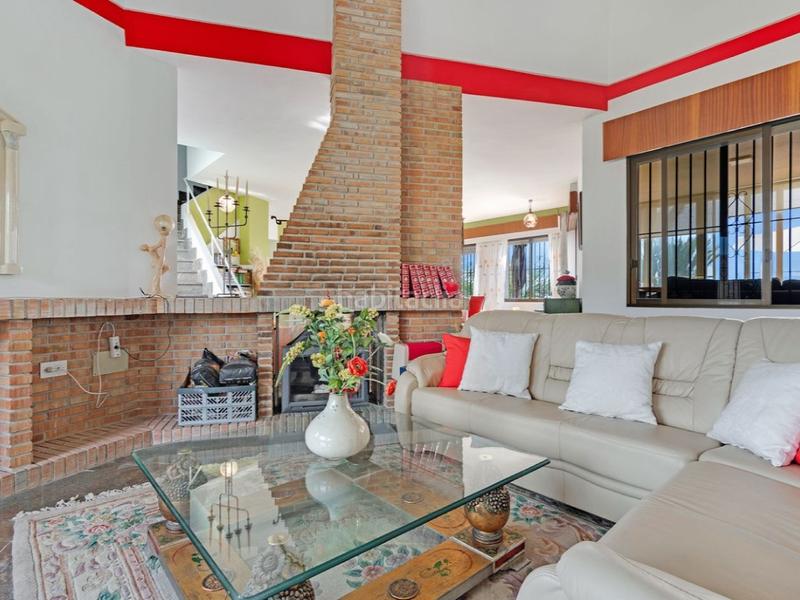 Foto 57aee976-7974-4778-9776-ed0479d8d843. Casa amb piscina a Pueblo Acantilado-Lanuza Campello (el)