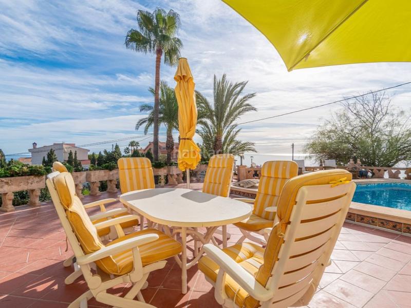 Foto 8887d4dd-c141-4328-a549-355d94e9e286. Casa amb piscina a Pueblo Acantilado-Lanuza Campello (el)