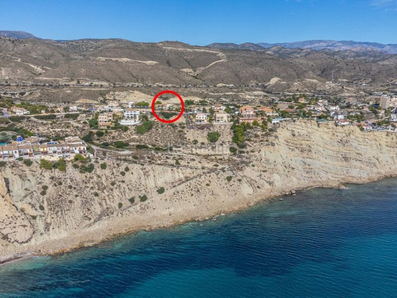 Foto 8a3f18f2-55e7-421e-83a9-7a11fba91d8b. Casa amb piscina a Pueblo Acantilado-Lanuza Campello (el)