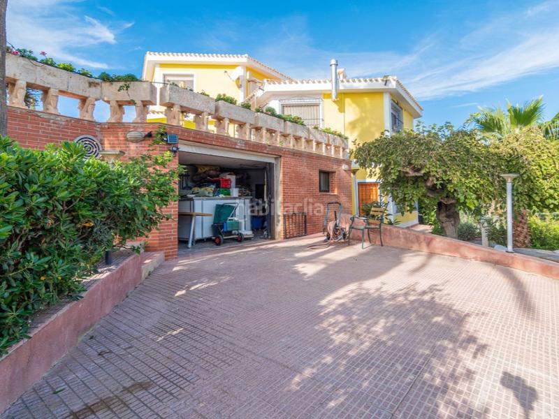 Foto 8e04431b-2f94-4fb1-b4bc-b61b4c3299a9. Casa amb piscina a Pueblo Acantilado-Lanuza Campello (el)