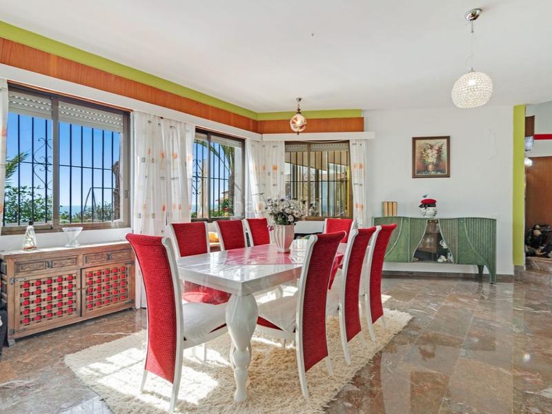 Foto 9902f4b6-44fe-4262-b6f0-f182b78212c5. Casa amb piscina a Pueblo Acantilado-Lanuza Campello (el)