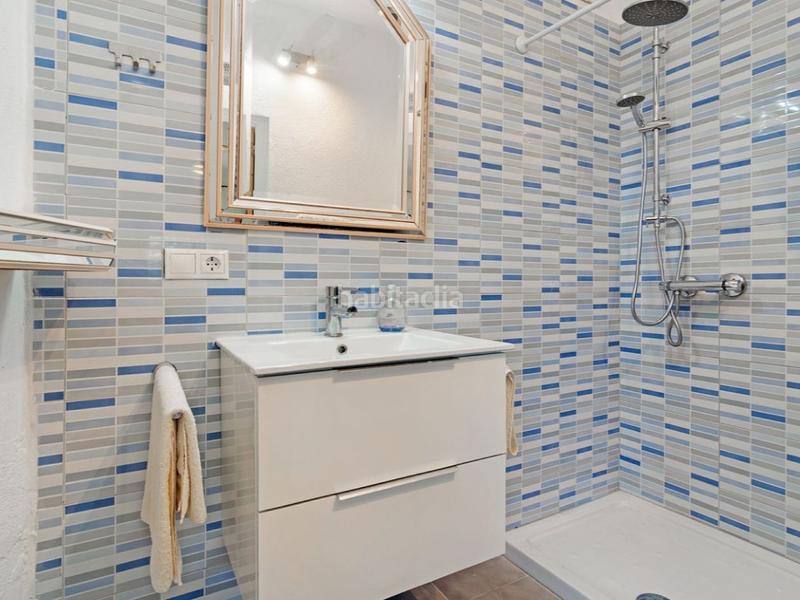 Foto a116caf6-d6aa-468e-a602-6f3aa96841fb. Casa amb piscina a Pueblo Acantilado-Lanuza Campello (el)