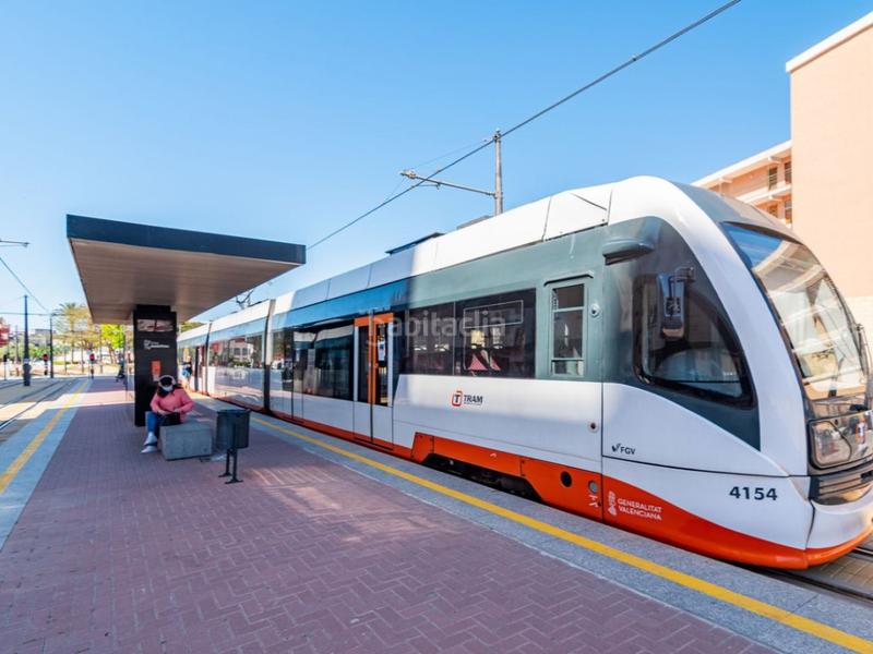 Foto fa7654b3-e9d1-4b1f-84d6-e47e565ef301. Terreno residenziale in calle benimantell 20 in Pueblo Acantilado-Lanuza Campello (el)